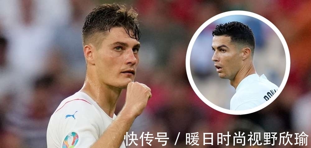 詹姆斯正在 詹姆斯正在